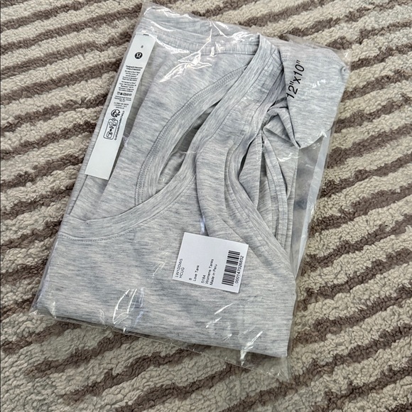 Lululemon Love Tank Top Heathered Core Ultra Light Grey - Picture 4 of 4